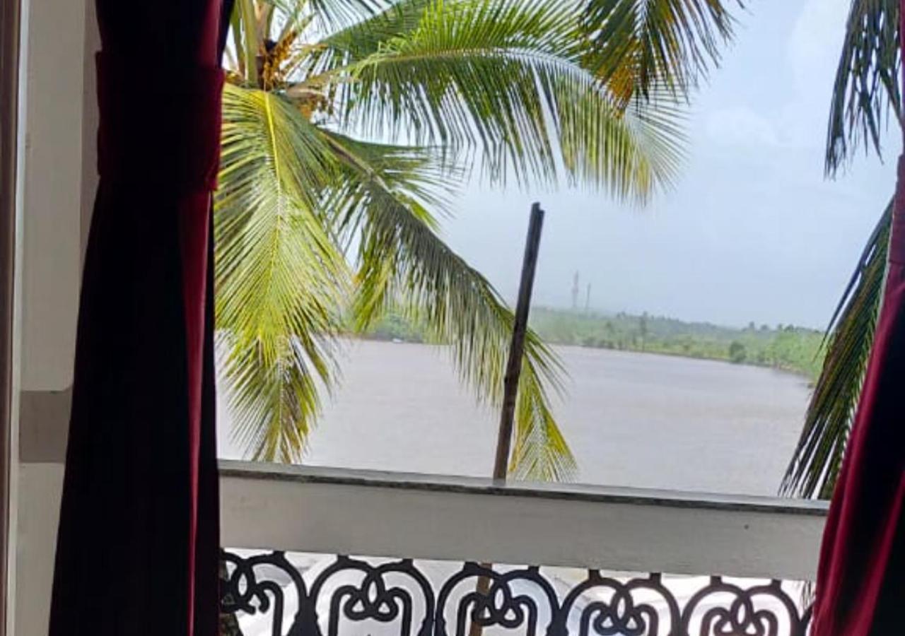 M Aples Jacks Place GOA Exterior foto