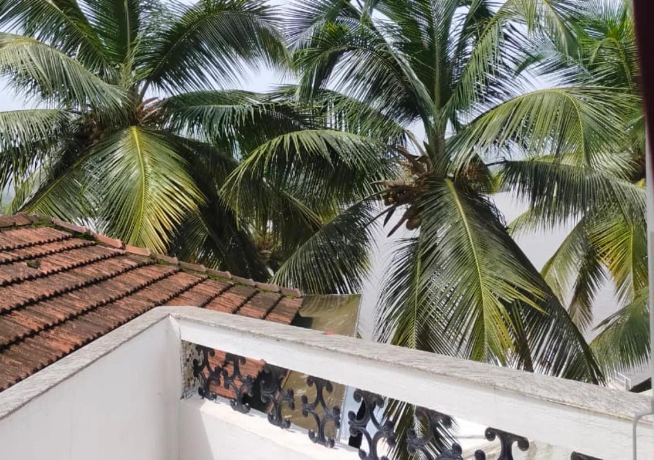 M Aples Jacks Place GOA Exterior foto