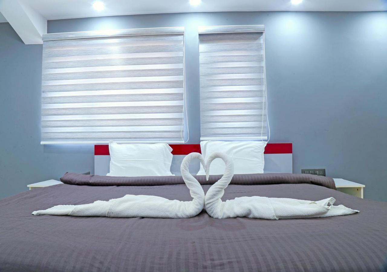 M Aples Jacks Place GOA Exterior foto