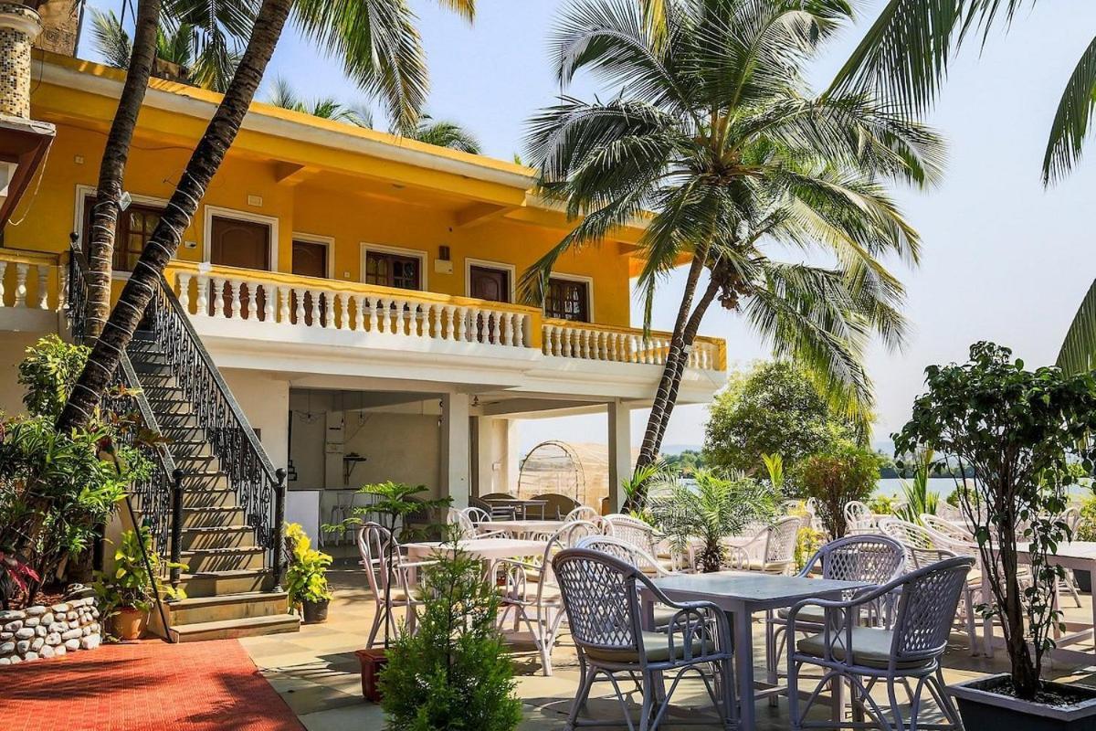 M Aples Jacks Place GOA Exterior foto
