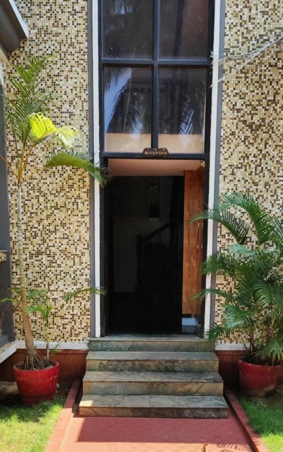M Aples Jacks Place GOA Exterior foto